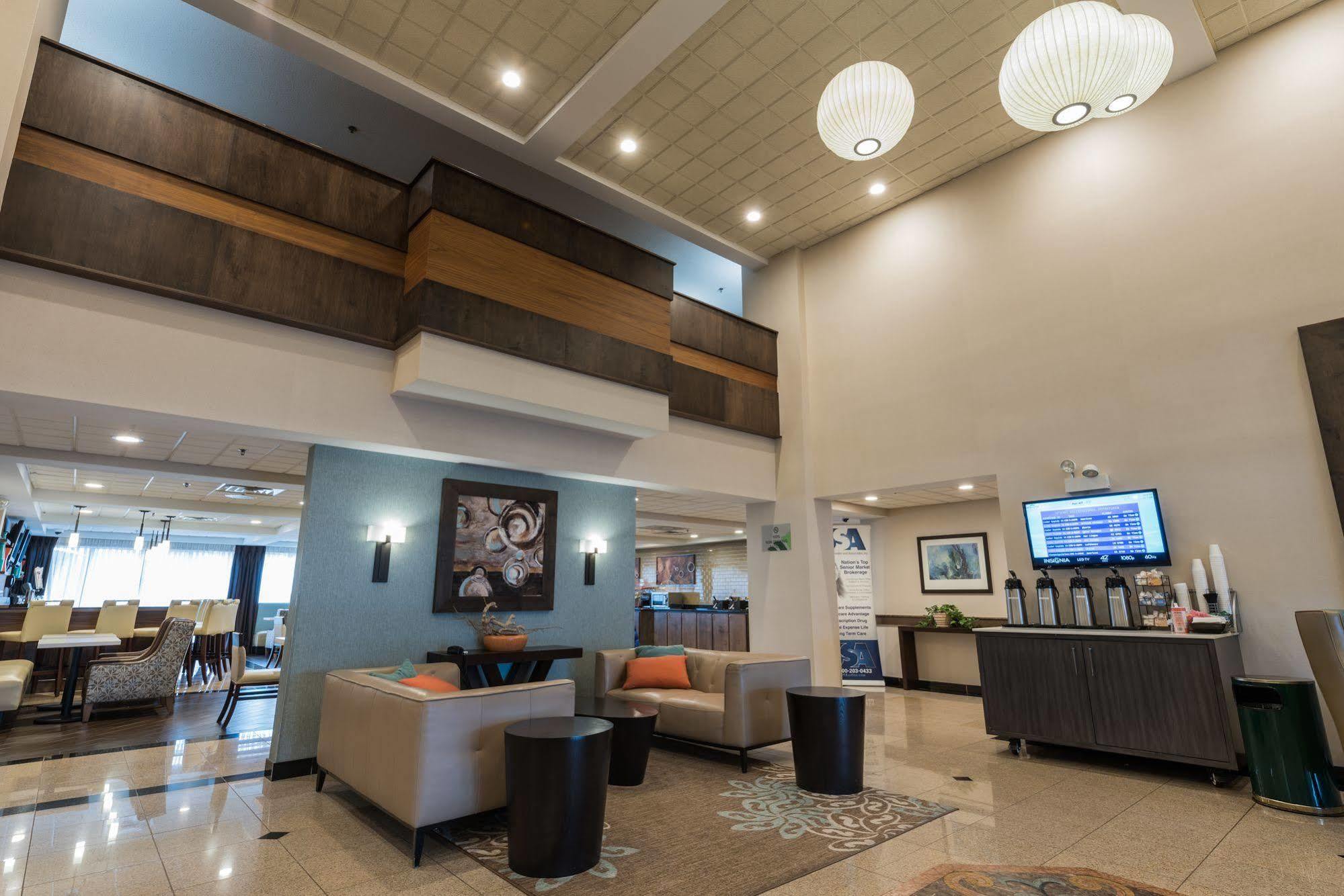 Wingate By Wyndham Chicago Schaumburg Hotel Exterior photo